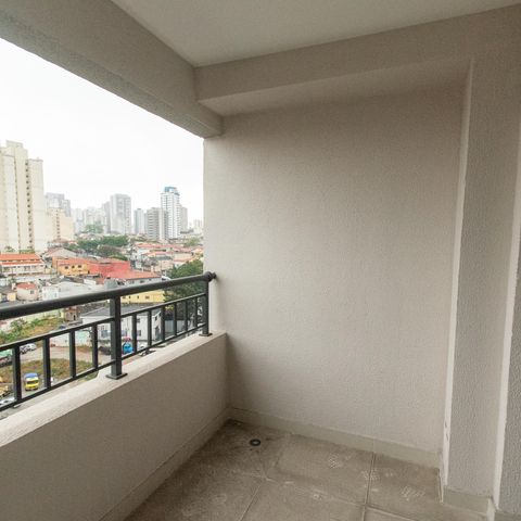 Studio à venda com 32m², 1 quarto e sem vaga Studio à venda com 32m², 1 quarto e sem vagaVaranda