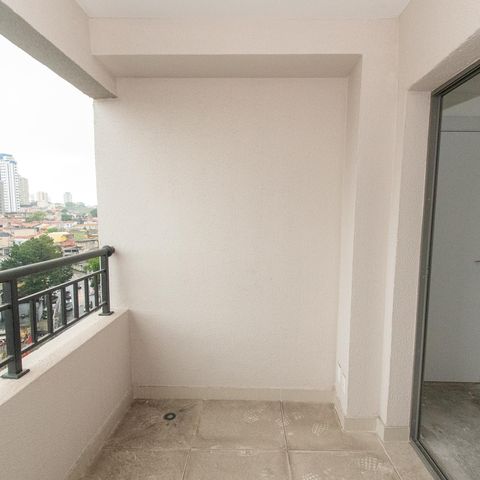 Studio à venda com 32m², 1 quarto e sem vaga Studio à venda com 32m², 1 quarto e sem vagaVaranda