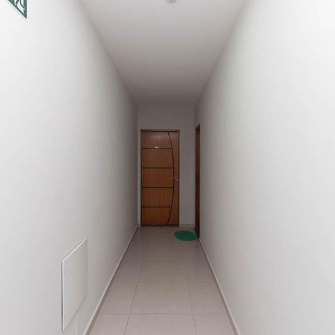 Apartamento à venda com 58m², 2 quartos e sem vaga Apartamento à venda com 58m², 2 quartos e sem vagaCorredor de entrada