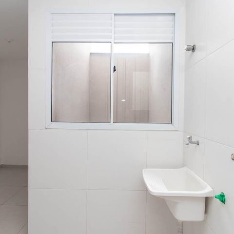 Apartamento à venda com 58m², 2 quartos e sem vaga Apartamento à venda com 58m², 2 quartos e sem vagaCozinha e Área de Serviço