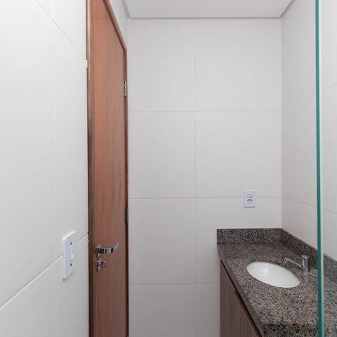 Apartamento à venda com 58m², 2 quartos e sem vaga Apartamento à venda com 58m², 2 quartos e sem vagaBanheiro