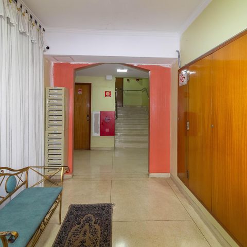 Apartamento à venda com 61m², 3 quartos e sem vagaHall social