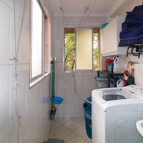Apartamento à venda com 61m², 3 quartos e sem vagaÁrea de Serviço