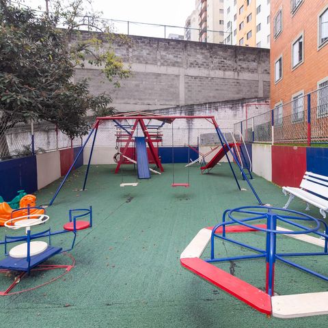 Apartamento à venda com 61m², 3 quartos e sem vagaÁrea comum - Playground