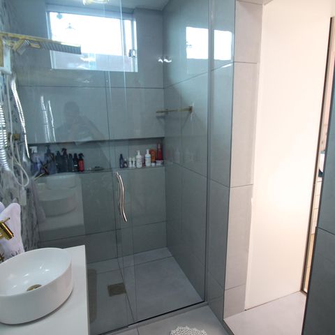 Casa à venda com 420m², 3 quartos e 5 vagasBanheiro da Suíte