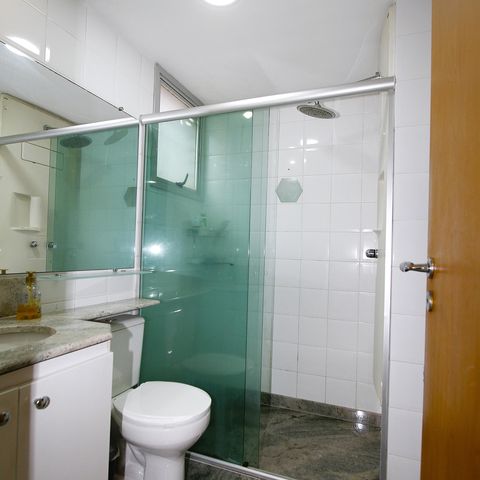 Apartamento à venda com 82m², 3 quartos e 2 vagasBanheiro do Quarto 3