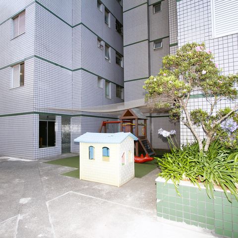 Apartamento à venda com 82m², 3 quartos e 2 vagasÁrea comum - Playground