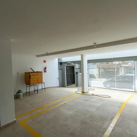 Apartamento à venda com 80m², 3 quartos e 1 vaga Apartamento à venda com 80m², 3 quartos e 1 vagaGaragem