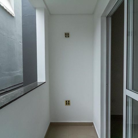 Apartamento à venda com 80m², 3 quartos e 1 vaga Apartamento à venda com 80m², 3 quartos e 1 vagaVaranda da Sala