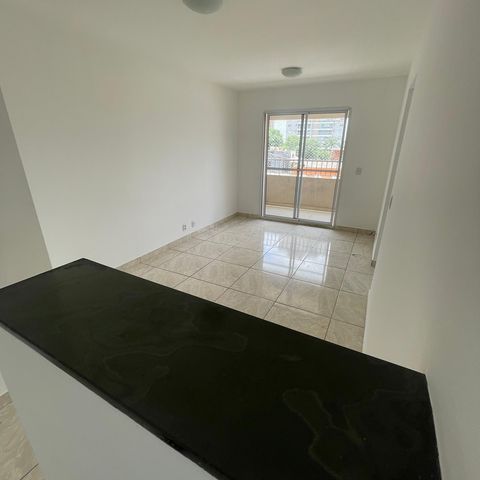Apartamento à venda com 53m², 2 quartos e 1 vaga Apartamento à venda com 53m², 2 quartos e 1 vagaSala