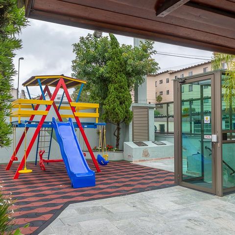 Casa de condomínio à venda com 90m², 2 quartos e 2 vagas Casa de condomínio à venda com 90m², 2 quartos e 2 vagasÁrea comum - Playground