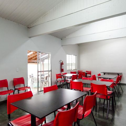 Casa de condomínio à venda com 90m², 2 quartos e 2 vagas Casa de condomínio à venda com 90m², 2 quartos e 2 vagasÁrea comum - Salão de festas