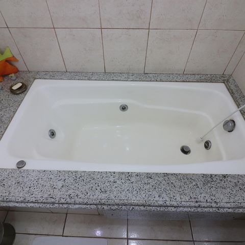 Casa de condomínio à venda com 90m², 2 quartos e 2 vagasBanheiro Social