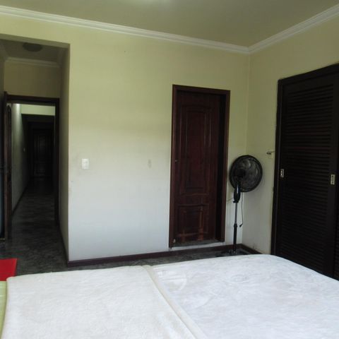 Casa para alugar com 300m², 3 quartos e 2 vagasSuíte