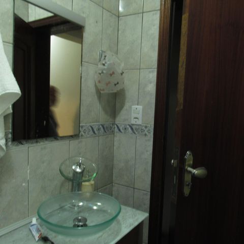 Casa para alugar com 300m², 3 quartos e 2 vagasBanheiro