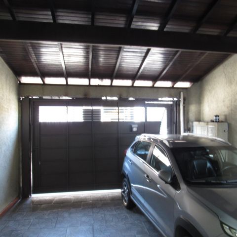 Casa para alugar com 300m², 3 quartos e 2 vagasGaragem