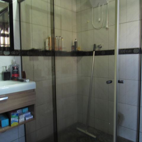 Casa para alugar com 300m², 3 quartos e 2 vagasBanheiro da Suíte