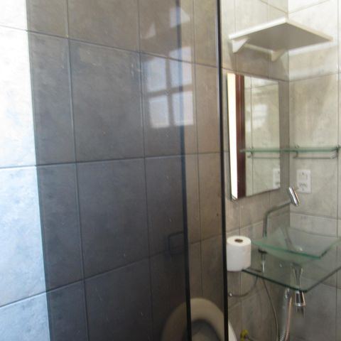 Casa para alugar com 300m², 3 quartos e 2 vagasBanheiro