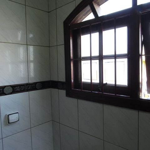 Casa para alugar com 300m², 3 quartos e 2 vagasBanheiro da Suíte
