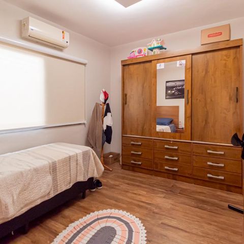 Casa à venda com 312m², 4 quartos e 8 vagas Casa à venda com 312m², 4 quartos e 8 vagasQuarto 1