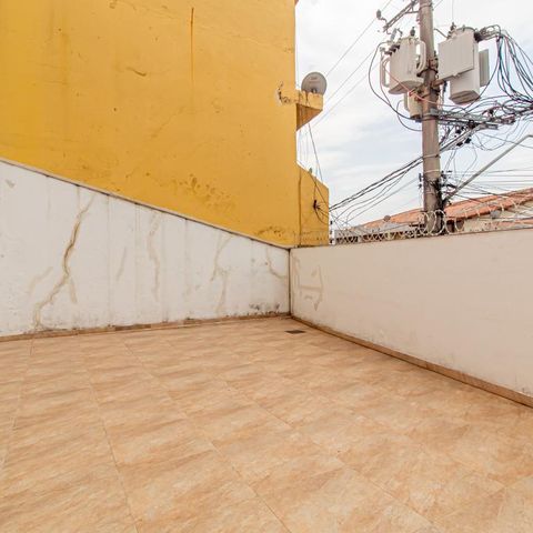 Casa à venda com 312m², 4 quartos e 8 vagas Casa à venda com 312m², 4 quartos e 8 vagasQuintal