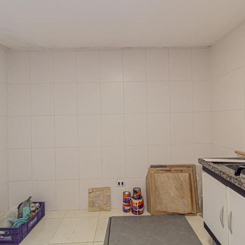 Casa à venda com 312m², 4 quartos e 8 vagas Casa à venda com 312m², 4 quartos e 8 vagasCozinha da Edícula