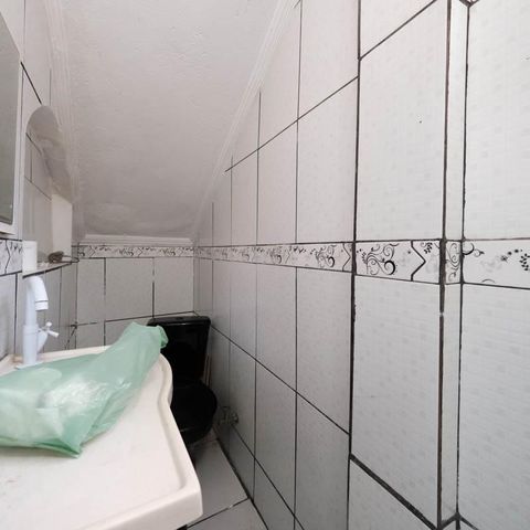 Casa à venda com 75m², 2 quartos e sem vagaBanheiro Social