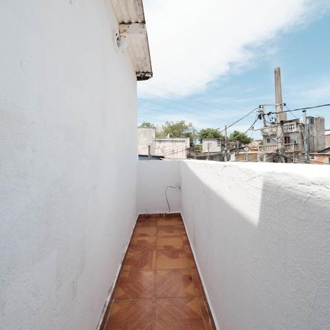 Casa à venda com 75m², 2 quartos e sem vagaÁrea de Serviço