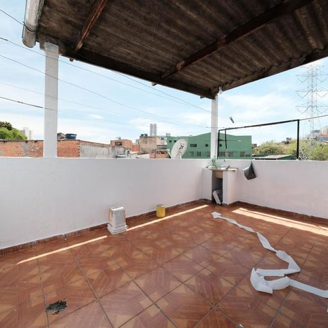 Casa à venda com 75m², 2 quartos e sem vagaÁrea de Serviço