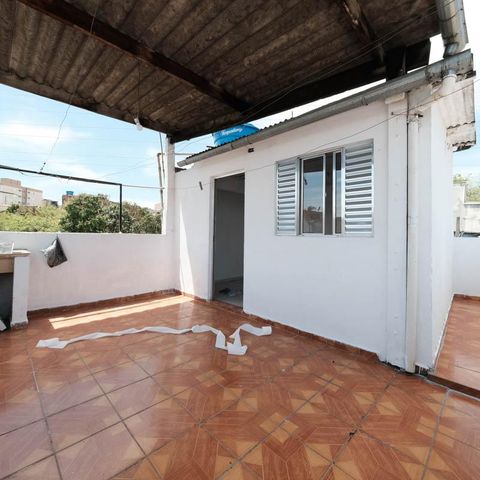 Casa à venda com 75m², 2 quartos e sem vagaÁrea de Serviço