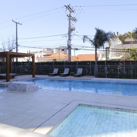 Apartamento à venda com 57m², 1 quarto e 1 vagaÁrea comum - Piscina