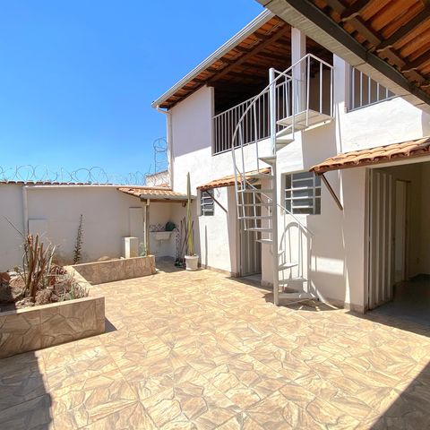 Casa para alugar com 360m², 3 quartos e 2 vagasQuintal