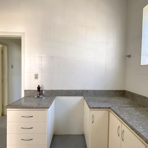 Casa para alugar com 360m², 3 quartos e 2 vagasCozinha