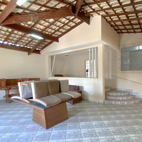 Casa para alugar com 360m², 3 quartos e 2 vagasVaranda 