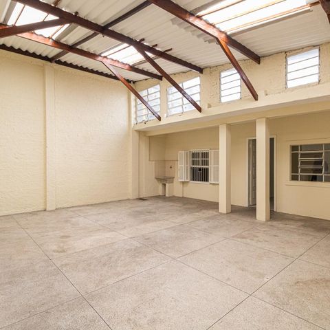 Casa para alugar com 140m², 1 quarto e sem vaga Casa para alugar com 140m², 1 quarto e sem vagaÁrea de Serviço