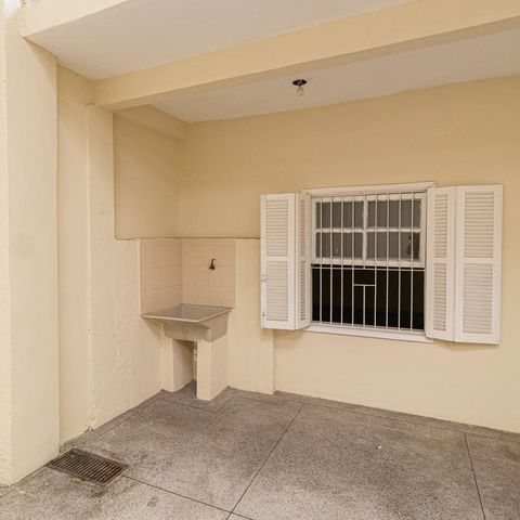 Casa para alugar com 140m², 1 quarto e sem vaga Casa para alugar com 140m², 1 quarto e sem vagaÁrea de Serviço