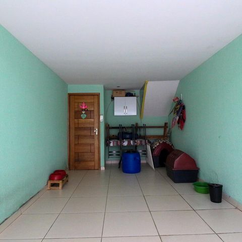 Casa à venda com 117m², 3 quartos e 3 vagas Casa à venda com 117m², 3 quartos e 3 vagasCozinha