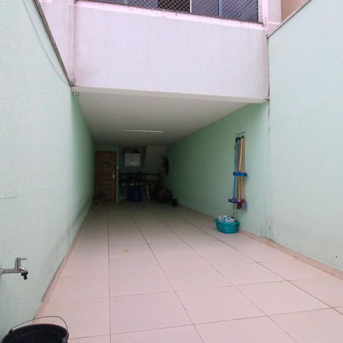 Casa à venda com 117m², 3 quartos e 3 vagas Casa à venda com 117m², 3 quartos e 3 vagasCozinha