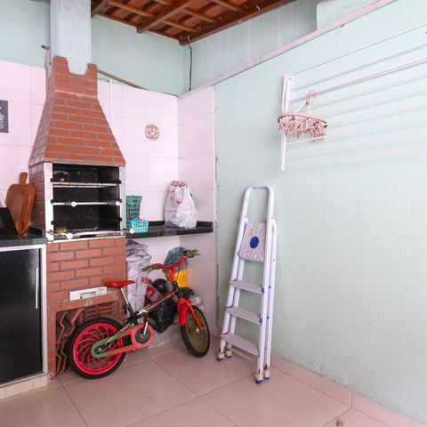 Casa à venda com 117m², 3 quartos e 3 vagas Casa à venda com 117m², 3 quartos e 3 vagasCozinha