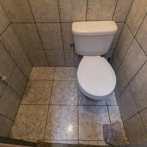 Casa à venda com 88m², 2 quartos e 1 vaga Casa à venda com 88m², 2 quartos e 1 vagaBanheiro de serviço