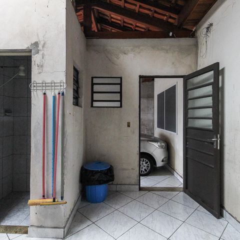 Casa à venda com 88m², 2 quartos e 1 vaga Casa à venda com 88m², 2 quartos e 1 vagaÁrea de Serviço