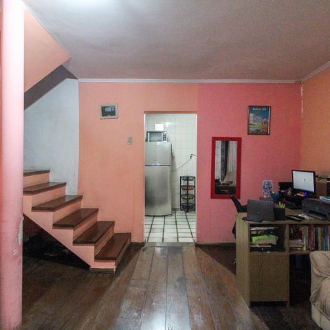 Casa à venda com 88m², 2 quartos e 1 vaga Casa à venda com 88m², 2 quartos e 1 vagaSala