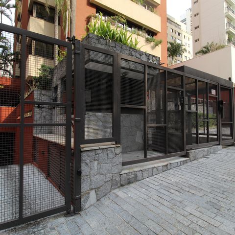 Apartamento à venda com 120m², 3 quartos e 2 vagasFachada e Portaria