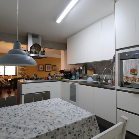 Apartamento à venda com 120m², 3 quartos e 2 vagasCozinha
