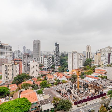 Apartamento à venda com 191m², 3 quartos e 3 vagasVista