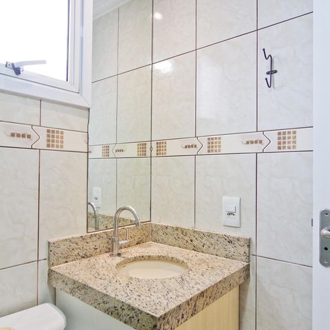 Apartamento à venda com 55m², 2 quartos e 1 vaga Apartamento à venda com 55m², 2 quartos e 1 vagaBanheiro da Suíte