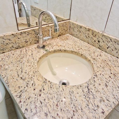 Apartamento à venda com 55m², 2 quartos e 1 vaga Apartamento à venda com 55m², 2 quartos e 1 vagaBanheiro da Suíte