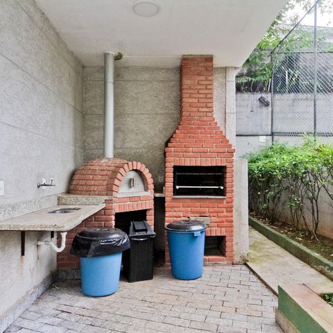Apartamento à venda com 55m², 2 quartos e 1 vaga Apartamento à venda com 55m², 2 quartos e 1 vagaÁrea comum - Churrasqueira