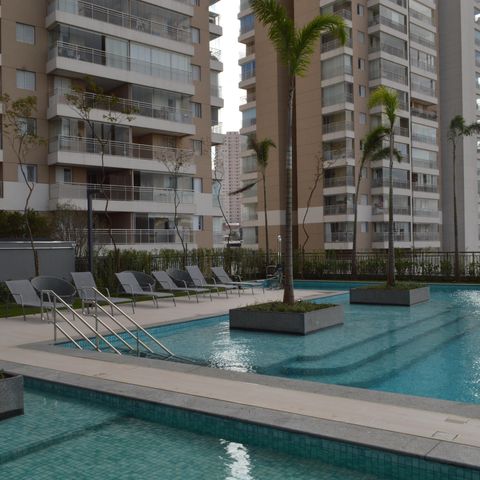 Apartamento à venda com 75m², 2 quartos e 1 vagaPiscina