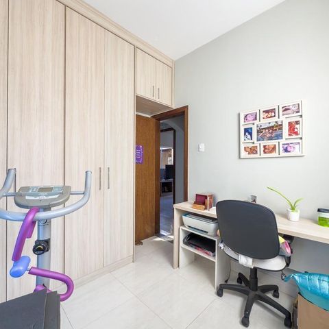 Casa à venda com 247m², 3 quartos e 2 vagas Casa à venda com 247m², 3 quartos e 2 vagasQuarto 3